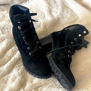 Grigiarancio suede lace-up boots.